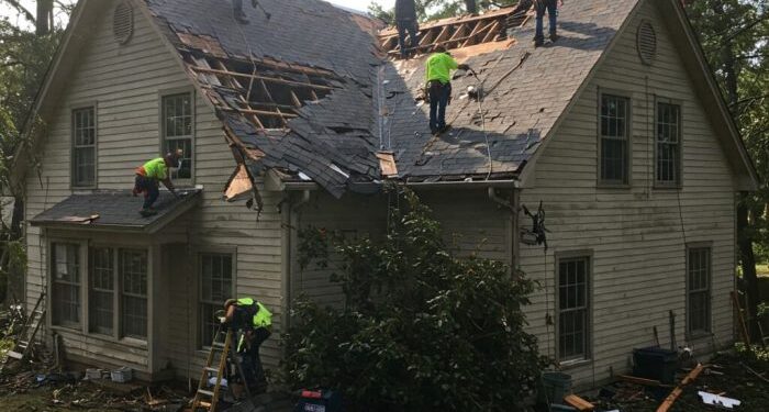 Expert Emergency Roof Repair Services on the Gold Coast